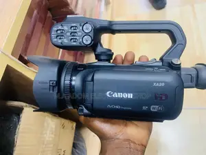Canon Xa20 Professional Video Camera With Wi-Fi Inbuilt