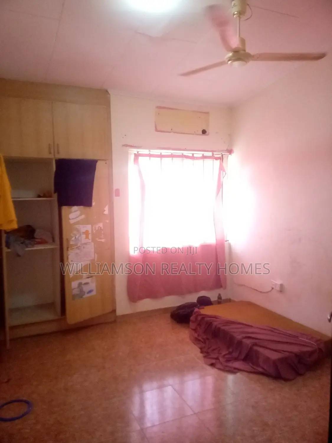 3bdrm House in Community 19 Estate,, Spintex for rent