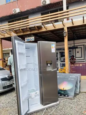 TCL P520SBN Side by Side Electric Refrigerator(607ltr).