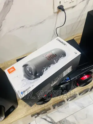Classic Designed JBL Charge 5 Bluetooth Speaker(Gray).