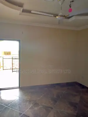 1bdrm Duplex in De-Icons Real Estate, Awutu Senya East Municipal