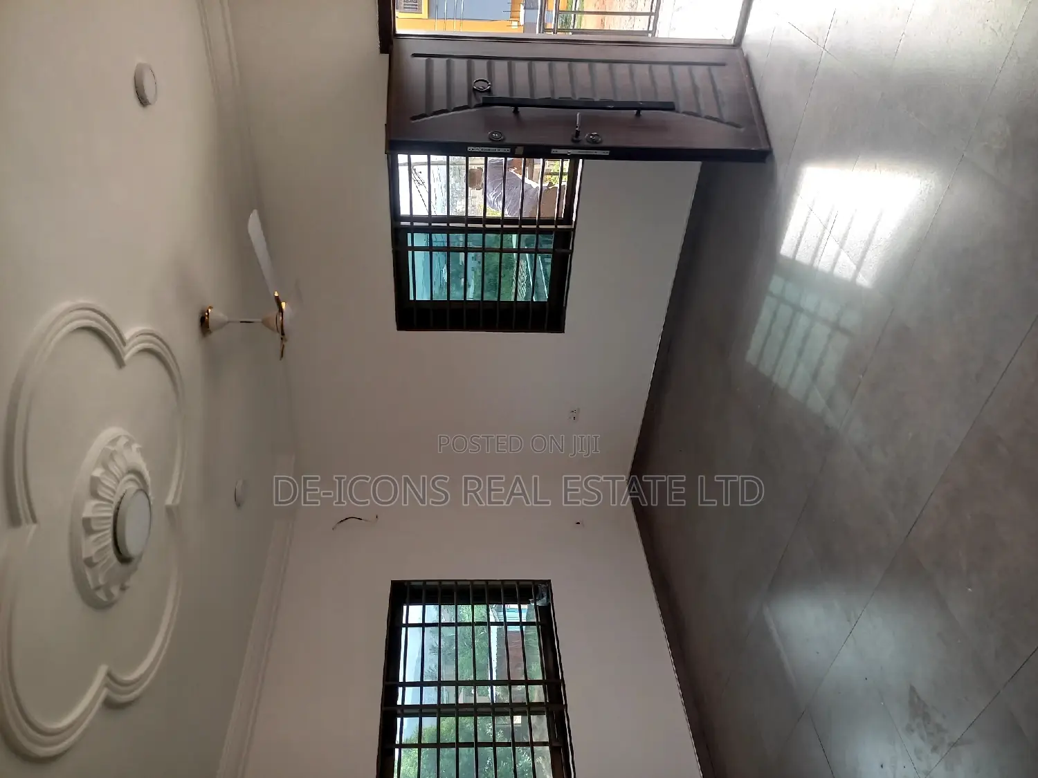 2bdrm Duplex in De-Icons Real Estate, Awutu Senya East Municipal