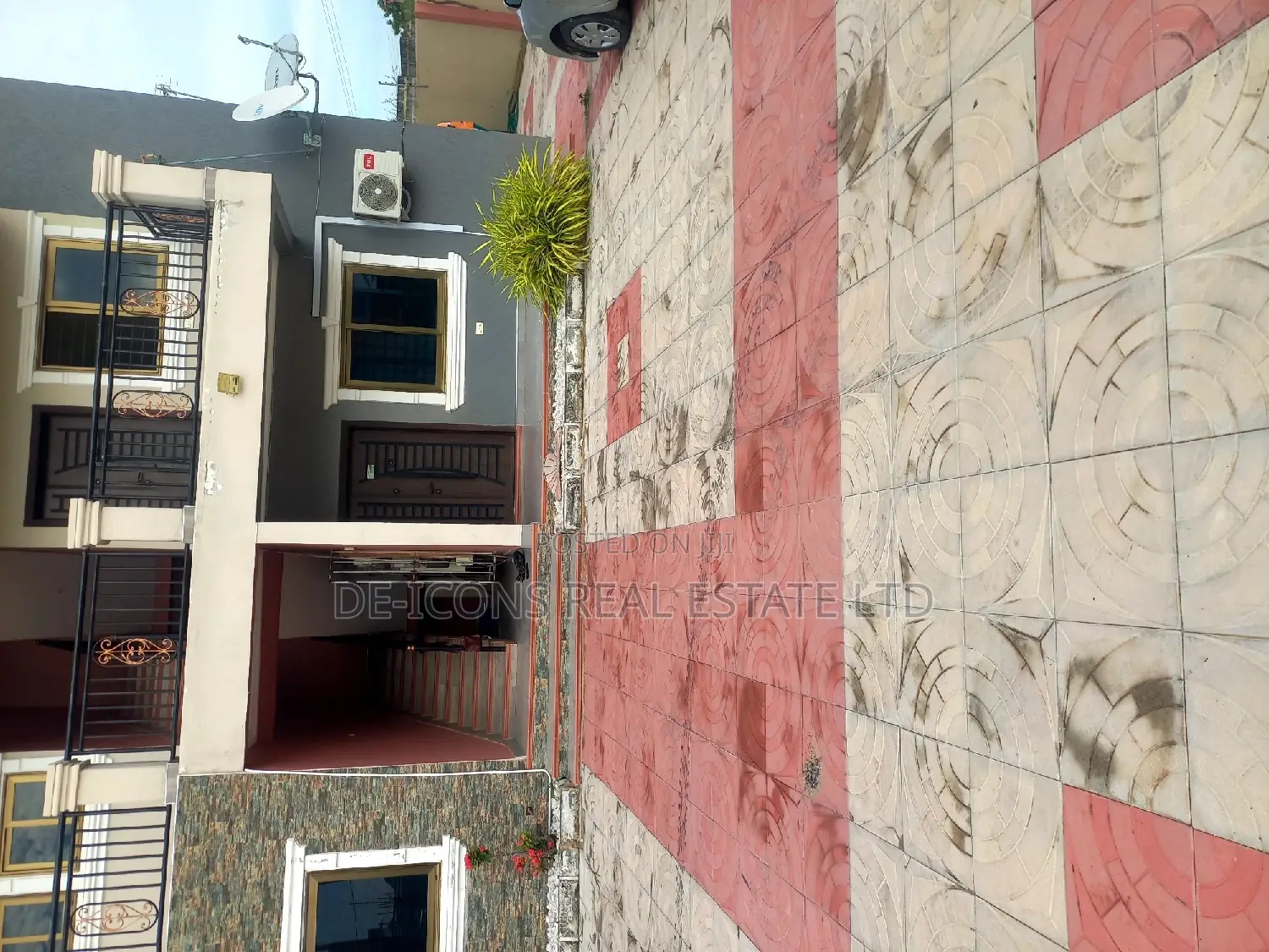 2bdrm Duplex in De-Icons Real Estate, Awutu Senya East Municipal