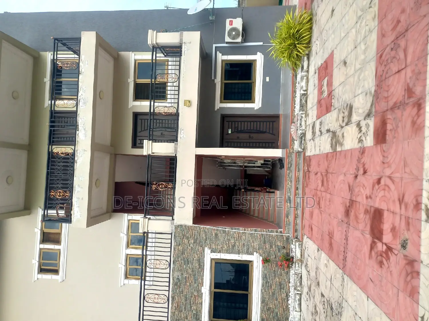 2bdrm Duplex in De-Icons Real Estate, Awutu Senya East Municipal