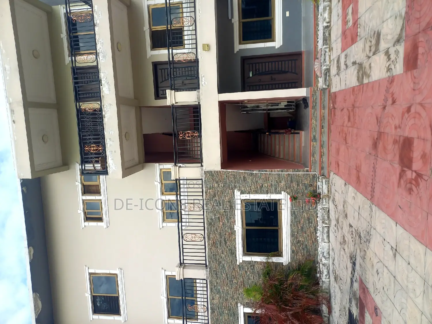 2bdrm Duplex in De-Icons Real Estate, Awutu Senya East Municipal