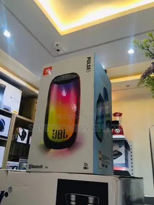 Black Bluetooth JBL Pulse Charge 5 Wireless Electric
