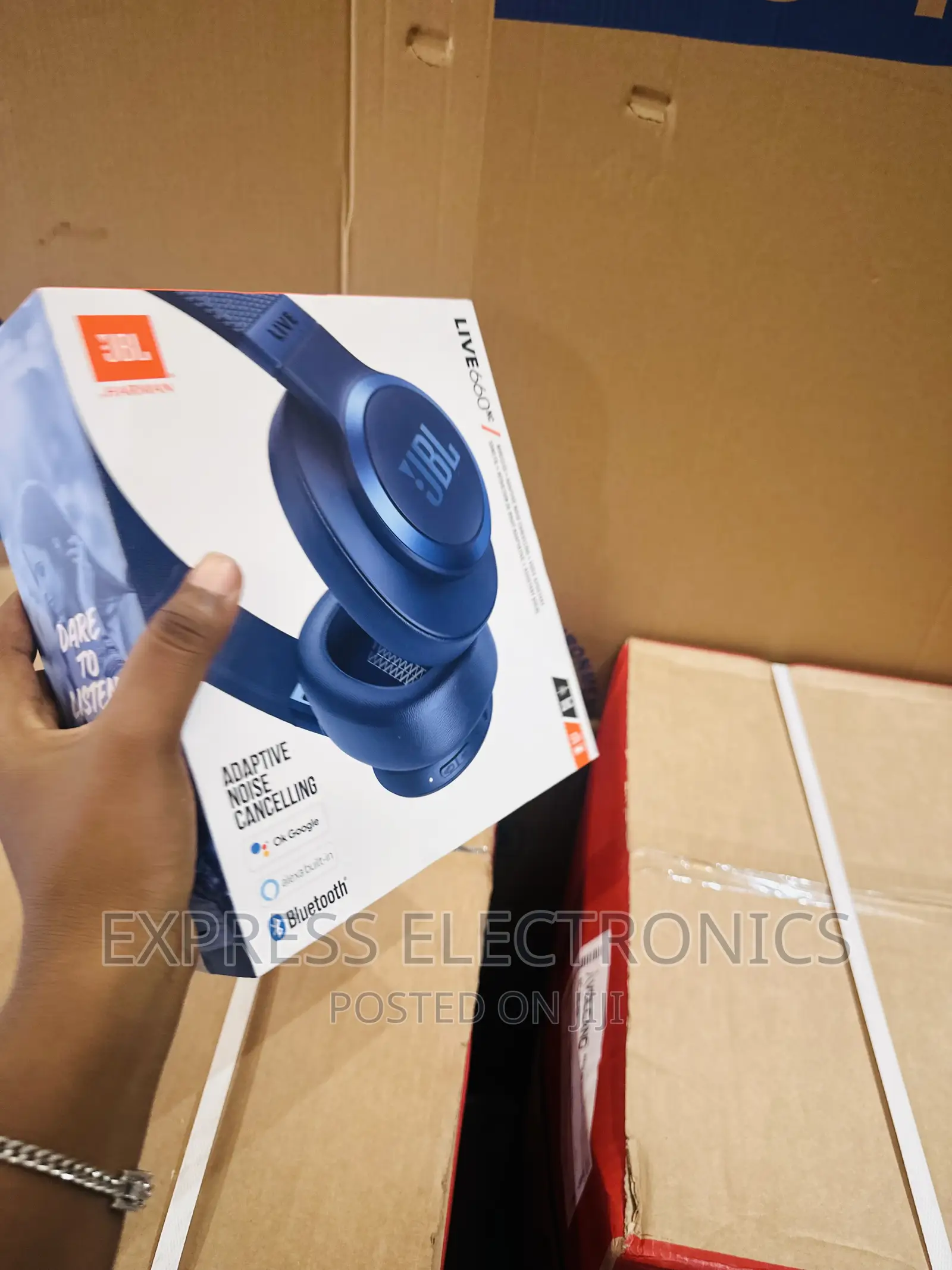 Voice Assistant Skeek Headphones JBL 660