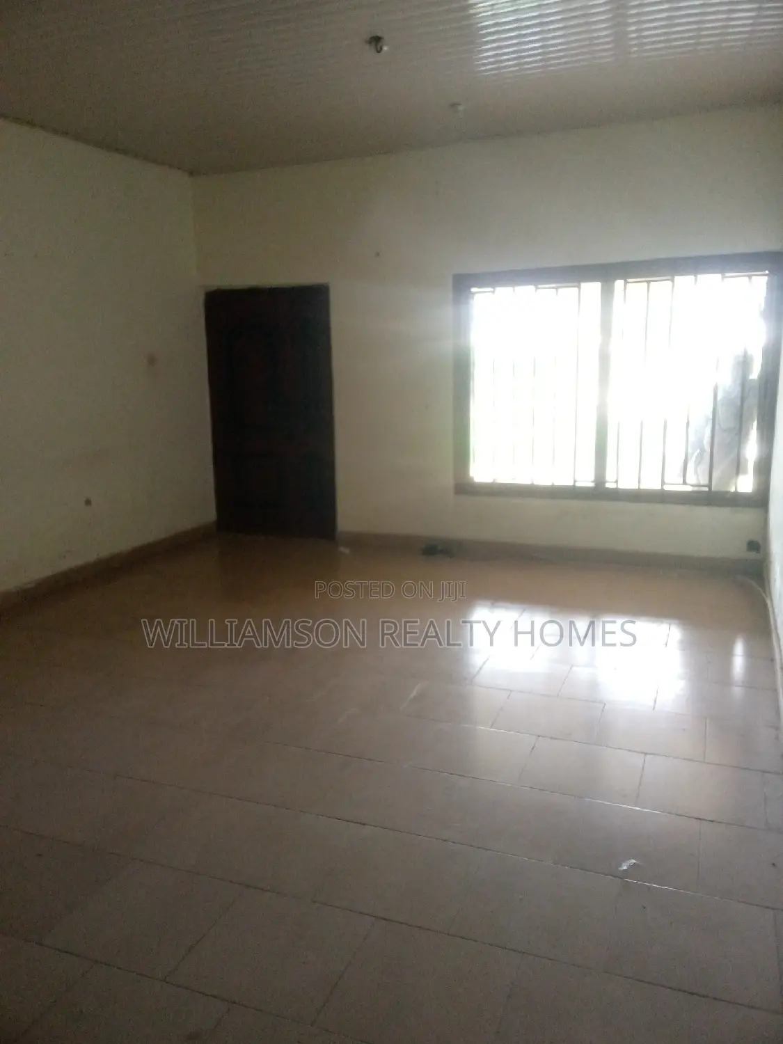 3bdrm Apartment in Hfc Estate Area, Spintex for rent