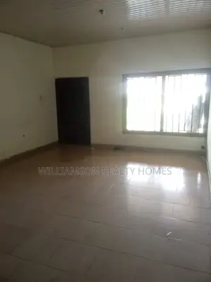 3bdrm Apartment in Hfc Estate Area, Spintex for rent