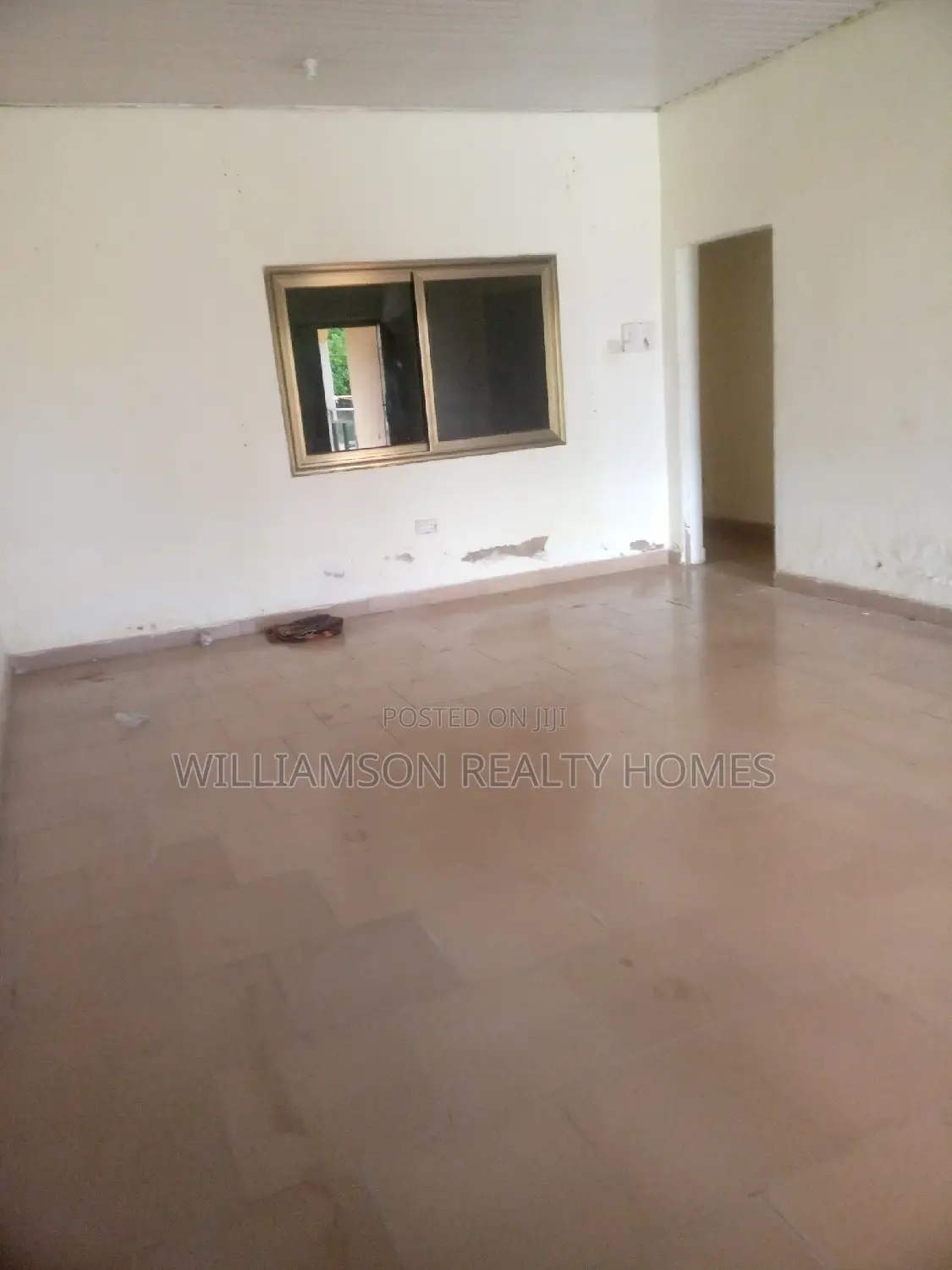 3bdrm Apartment in Hfc Estate Area, Spintex for rent