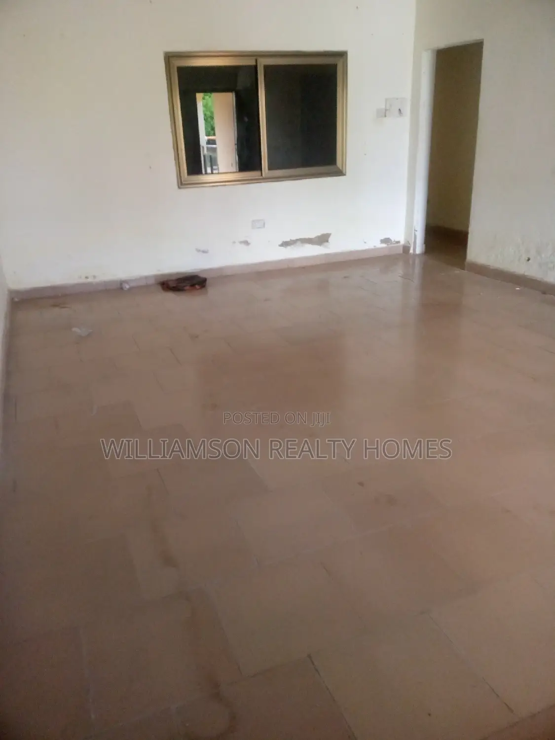 3bdrm Apartment in Hfc Estate Area, Spintex for rent