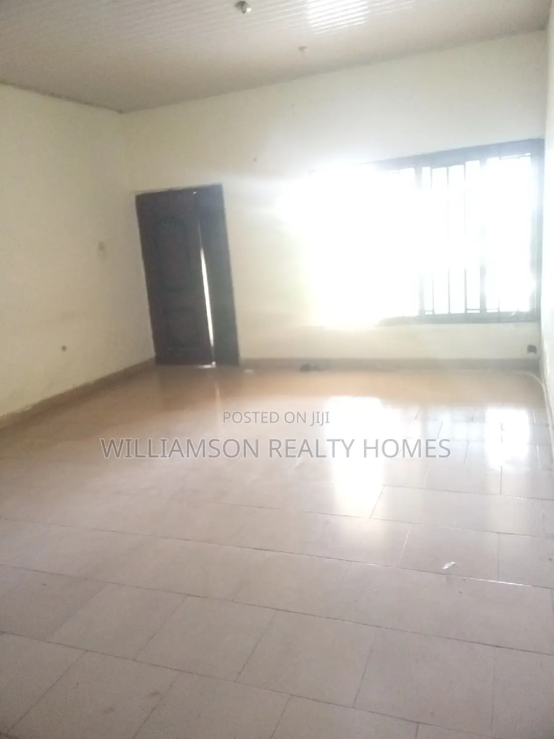 3bdrm Apartment in Hfc Estate Area, Spintex for rent