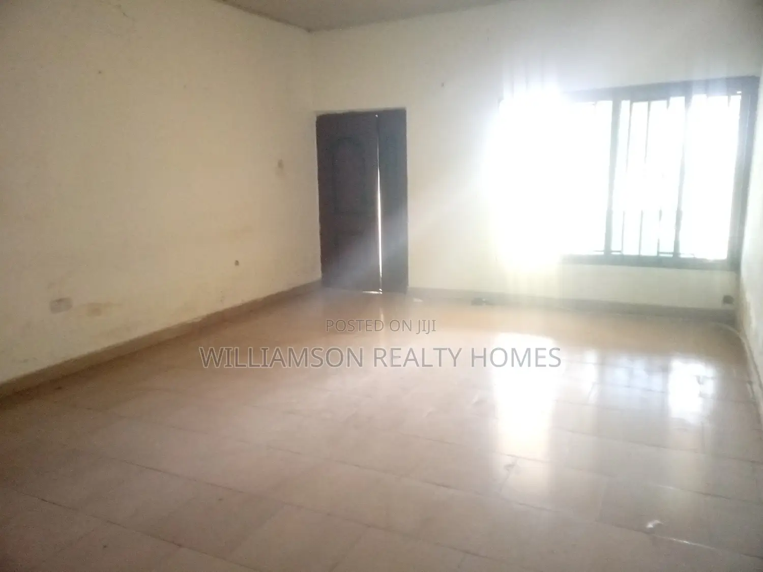 3bdrm Apartment in Hfc Estate Area, Spintex for rent