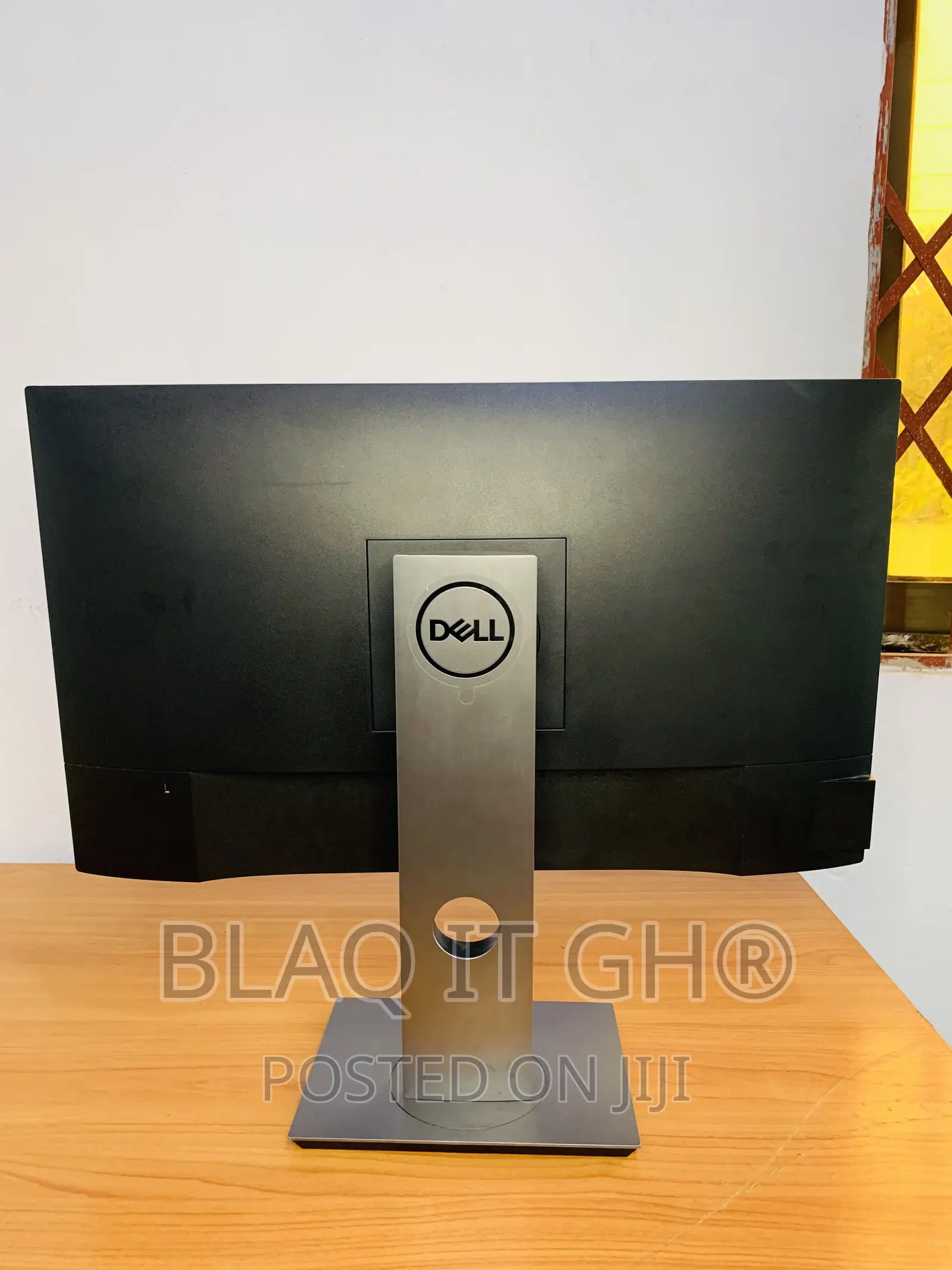Dell 24” Inches 1080p Ips Edgeless Monitor