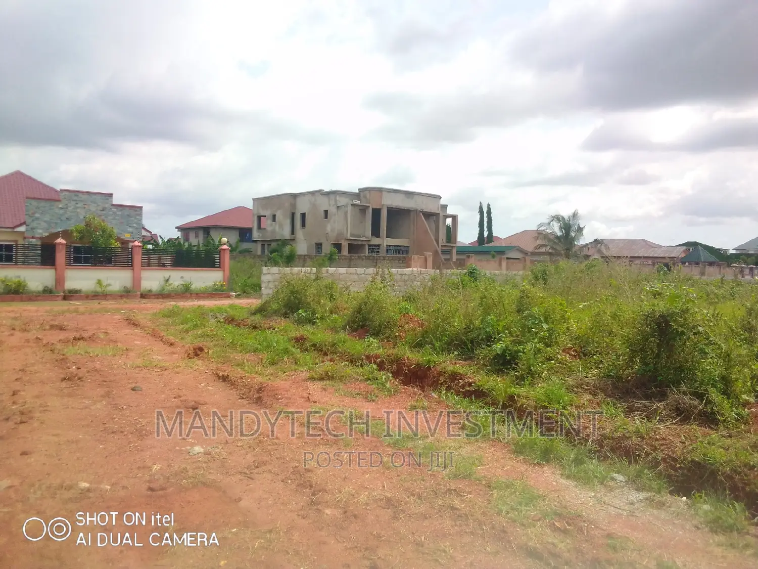 Elegant Land at Oyarifa