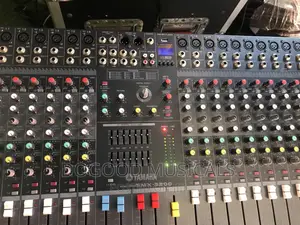 YAMAHA SMX3200 32channel Mixer