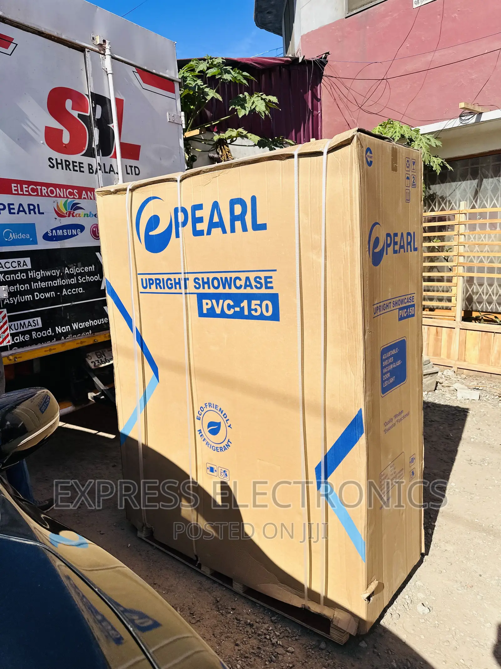 Eco Friendly Refrigerant Display 3doors Pearl White