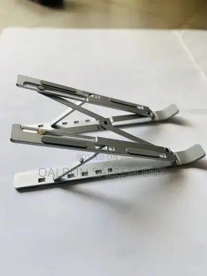 Foldable and Adjustable Laptop Stand