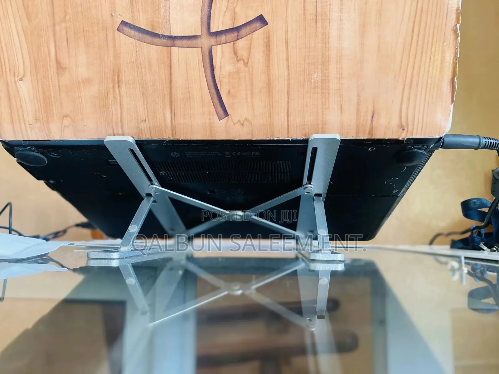 Foldable and Adjustable Laptop Stand