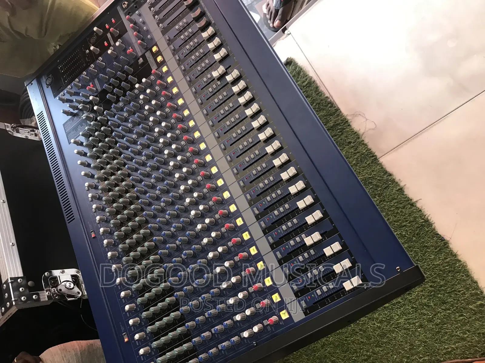 YAMAHA MG24/14fx 24channel MIXER