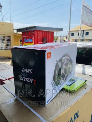 Energy Saving JBL Boombox Bluetooth Rechargeable Speaker.