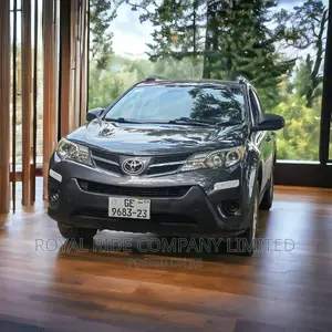 Rent a Car - Toyota Rav 4 Le Grey