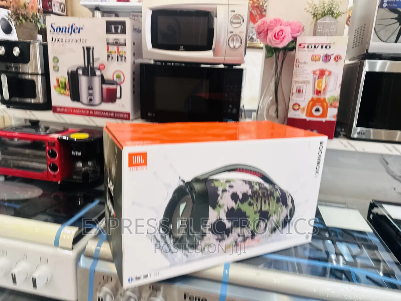 Wireless Streaming Bluetooth Speaker Boombox 3 JBL