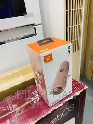 Top Notch JBL Flip 5 Rechargeable Bluetooth Speaker(Pink).