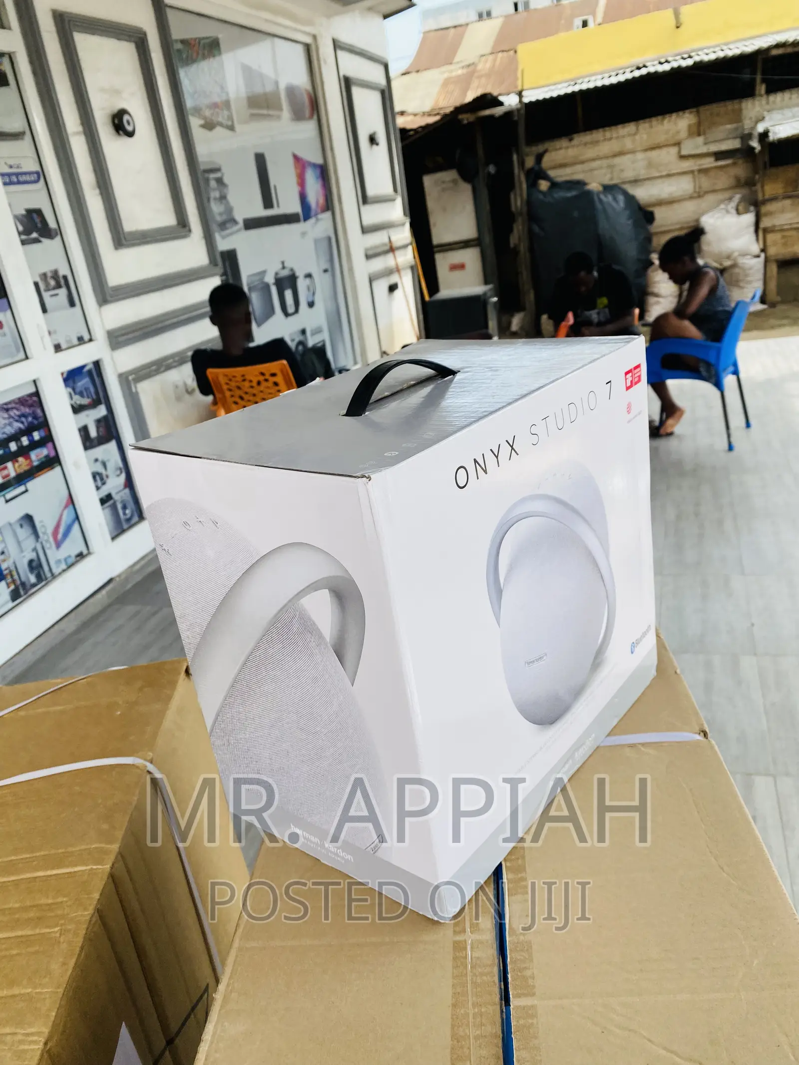 Quality Harman Kardon Onyx 7 Rechargeable Speaker(Gray).
