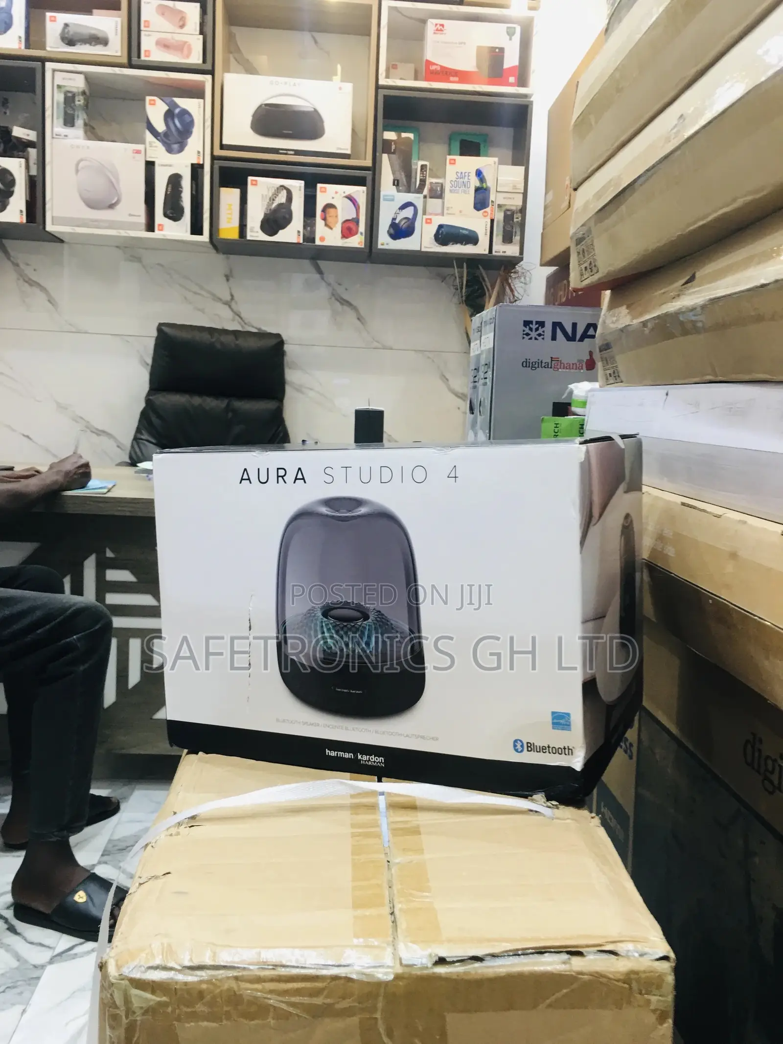 Wireless Harman Kardon Aura Studio 4 Speaker Bluetooth