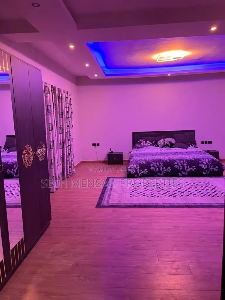 4bdrm Townhouse / Terrace in Skm, Cantonments for rent