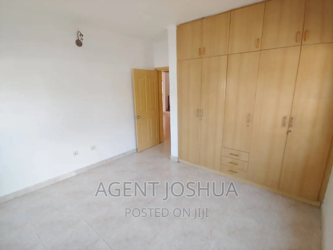 4bdrm House in Regimanuel Estate, Spintex for rent