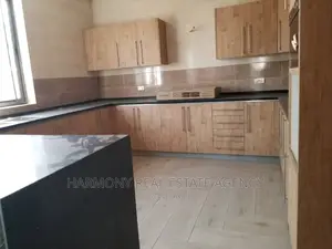 5bdrm House in West Legon for sale