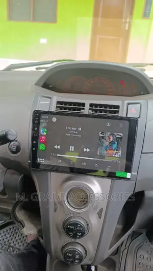 Toyota Vitz Yaris Android Radio With CARPLAY N ANDROID AUTO