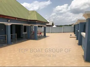 Furnished 5bdrm House in Top Boat Estate, Kumasi Metropolitan for sale