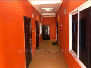 Furnished 5bdrm House in Top Boat Estate, Kumasi Metropolitan for sale