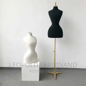 Victoria Exhibition Dress Form