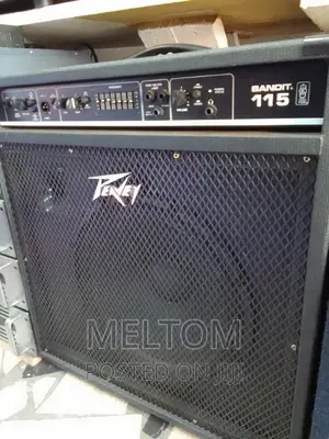Peavey Bandit 115 15inches Bass Guitar Combo