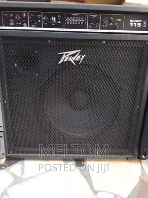 Peavey Bandit 115 15inches Bass Guitar Combo