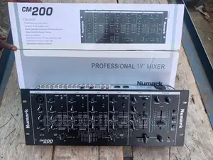 NUMARK Cm200 Professional 19 Mixer 5channel