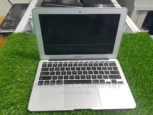 Laptop Apple MacBook Air 2013 4GB Intel Core I5 SSD 128GB