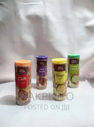 Chopped Chilli Pepper. Ginger Powder. Wok Spice