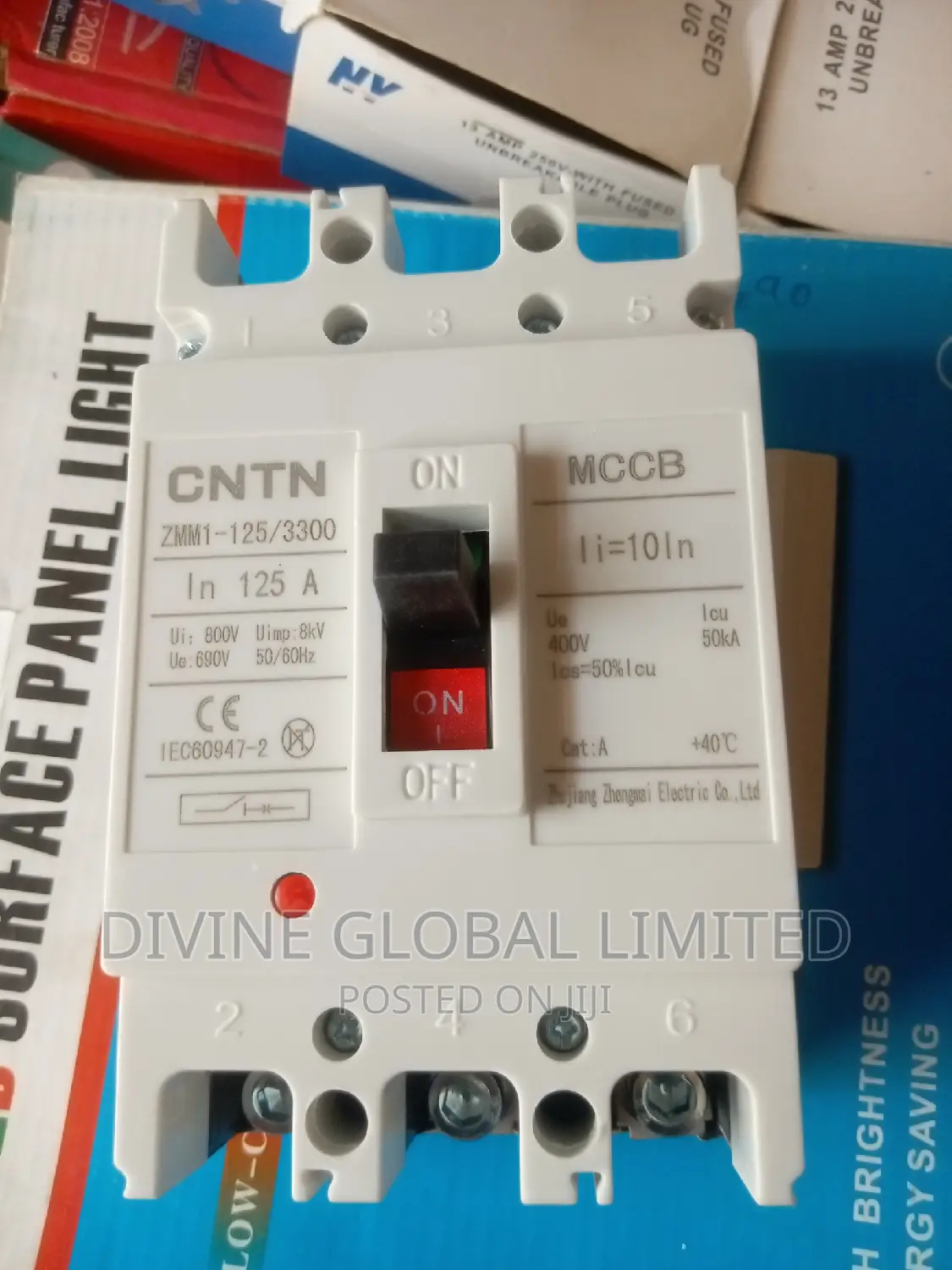 125A CNTN 3 Pole McCb Circuit Breaker