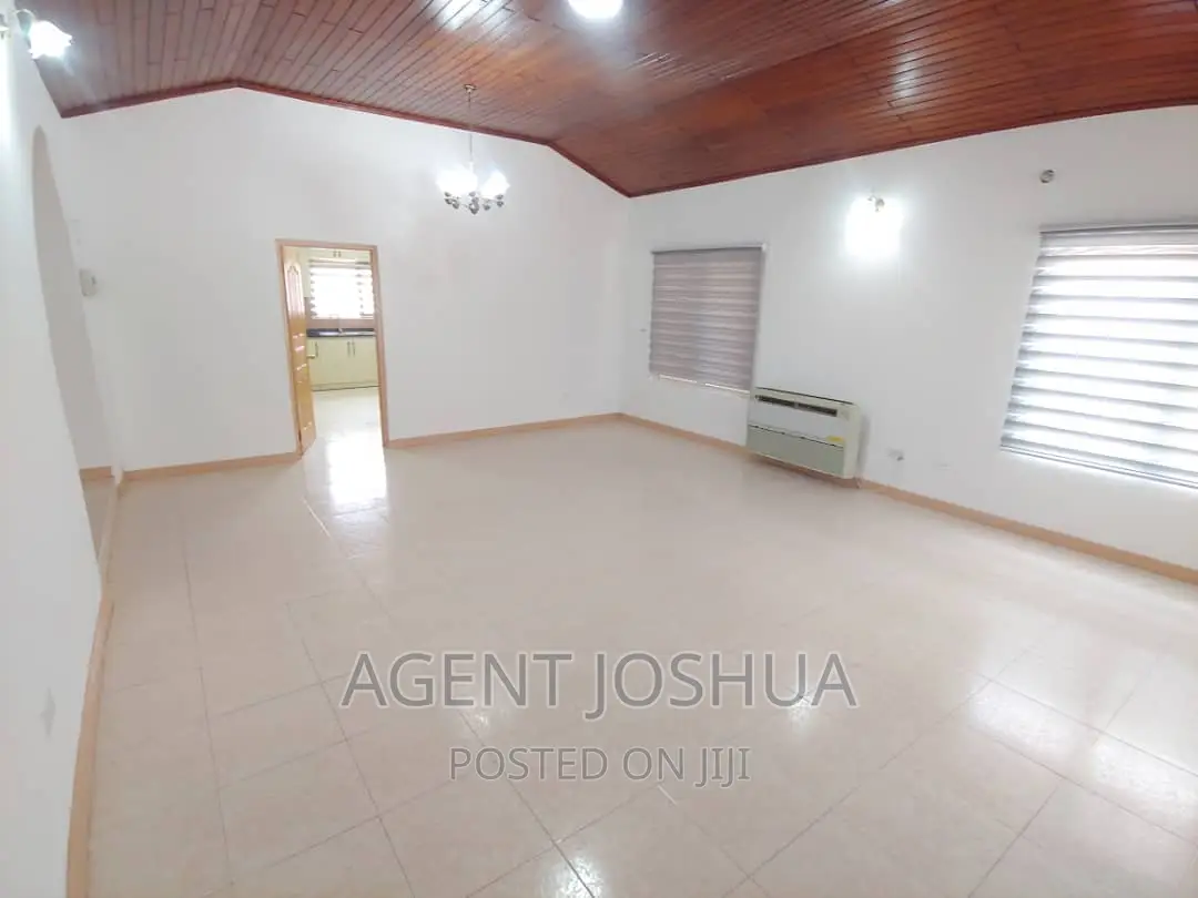 3bdrm House in Regimanuel Estate, Spintex for rent