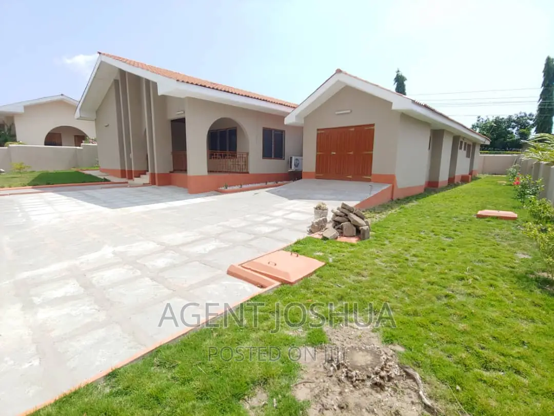 3bdrm House in Regimanuel Estate, Spintex for rent