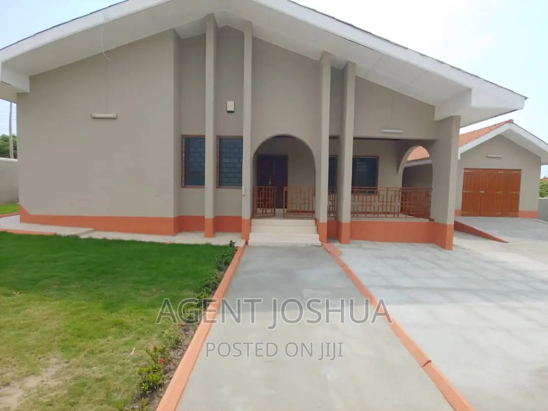 3bdrm House in Regimanuel Estate, Spintex for rent