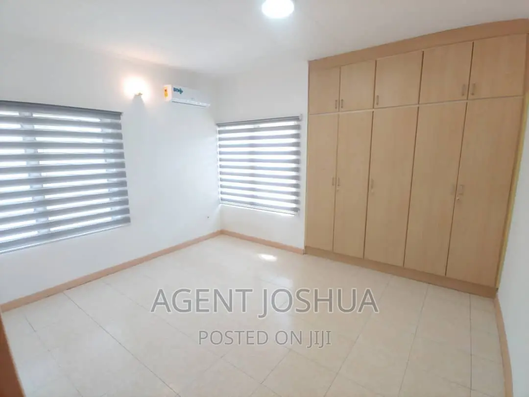 3bdrm House in Regimanuel Estate, Spintex for rent