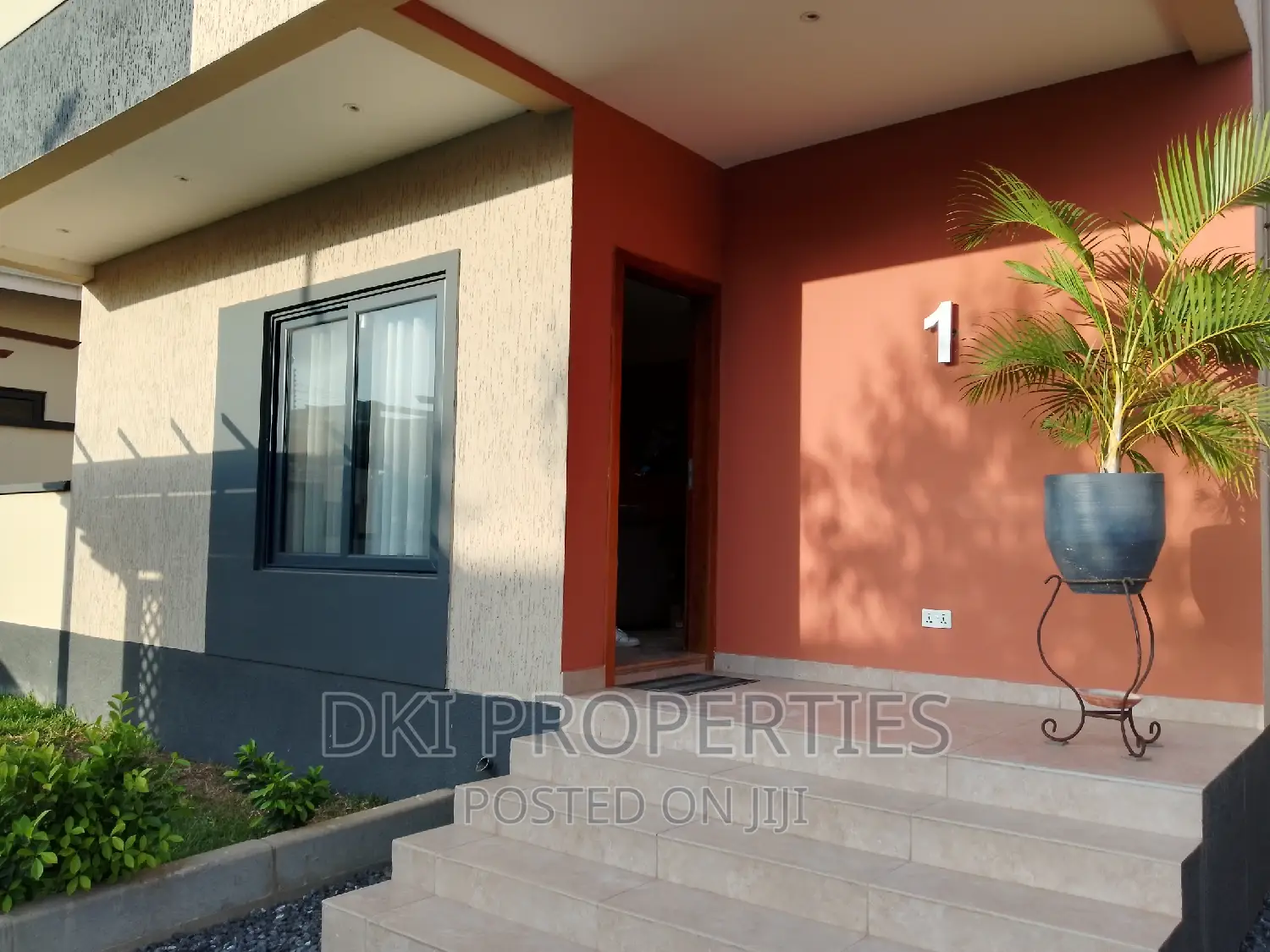 4bdrm House in Dki Properties, Oyarifa for sale