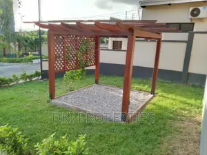 4bdrm House in Dki Properties, Oyarifa for sale