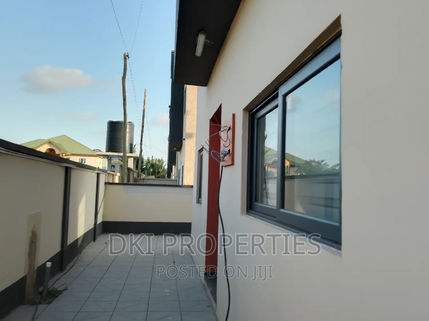 4bdrm House in Dki Properties, Oyarifa for sale